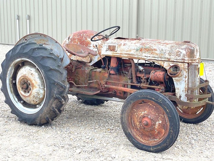 ford-8n-image-1