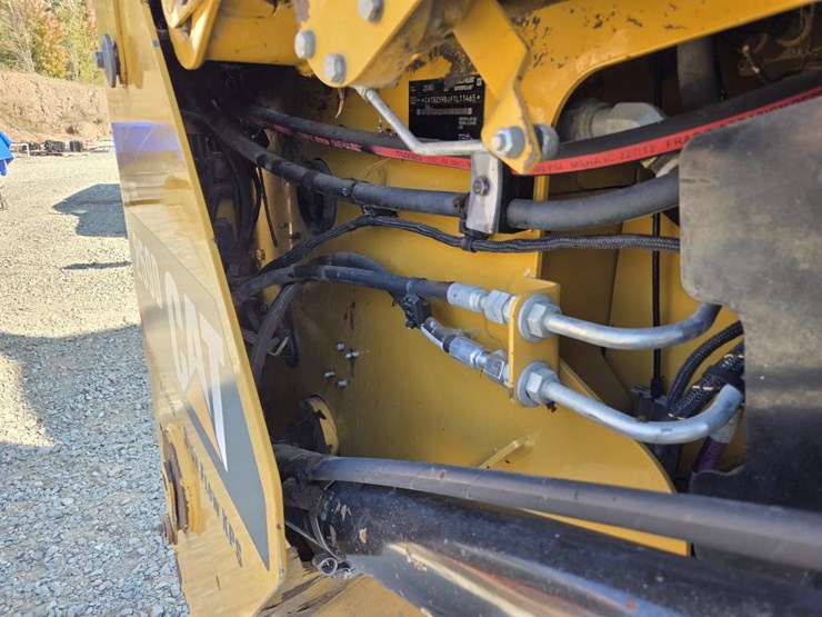 caterpillar-259d-image-18