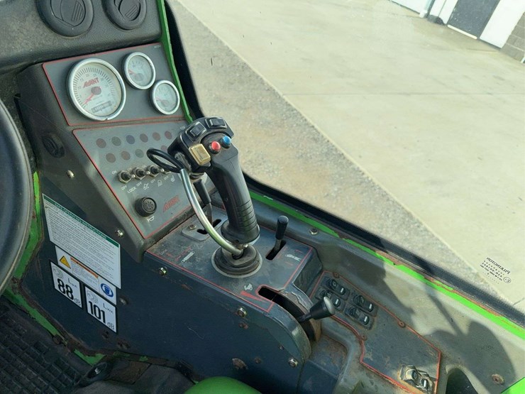 advant-528-wheel-loader-image-16