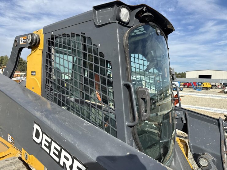 deere-331g-image-33