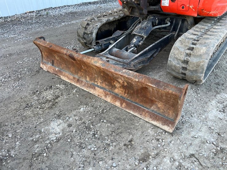 2020-kubota-kx057-4-image-13