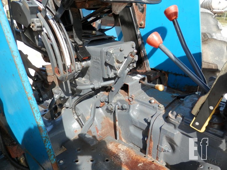new-holland-3010-image-15