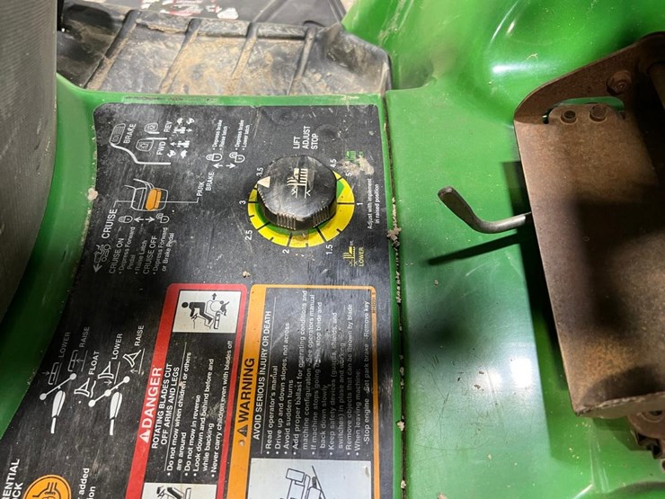john-deere-5.5-image-28