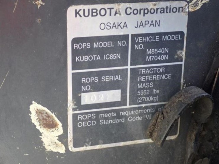 2016-kubota-m7040d-image-10