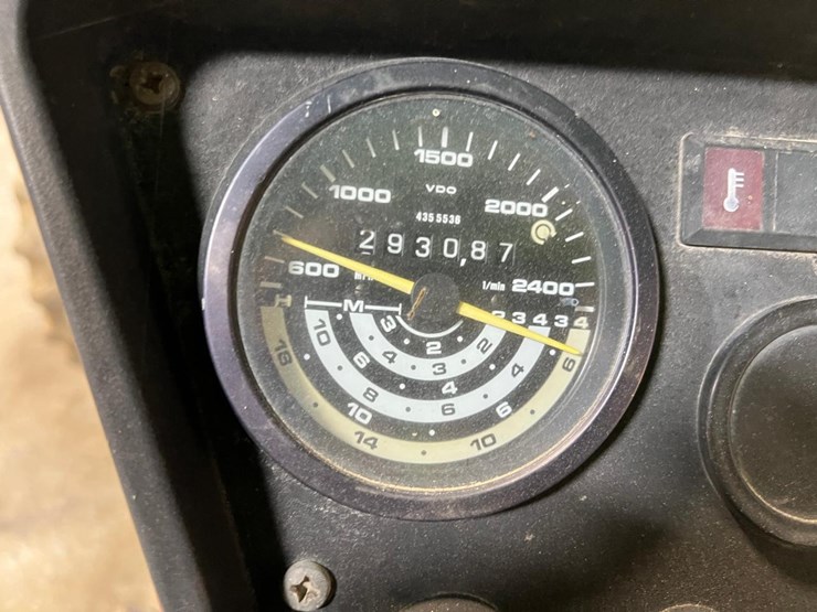 deutz-allis-6275-image-19