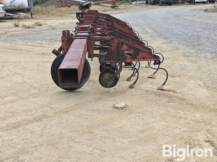 case-ih-183-image-8