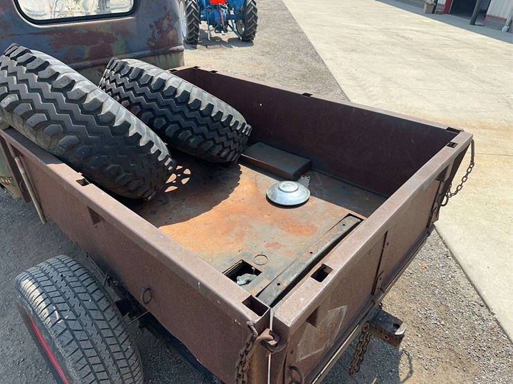 chevrolet-1/2-ton-regular-cab-pickup-image-11