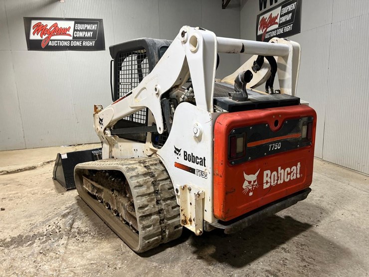 2016-bobcat-t750-image-3