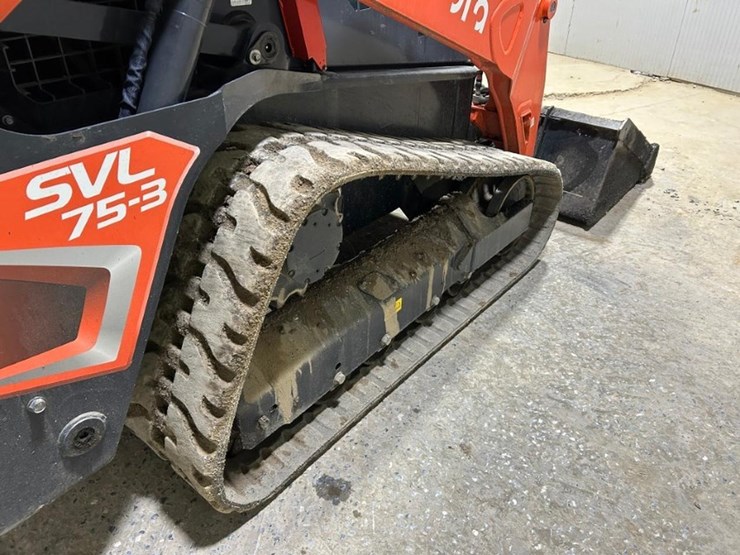 2023-kubota-svl75-3-image-16
