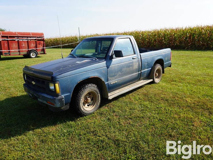 1992-chevrolet-s10-image-1