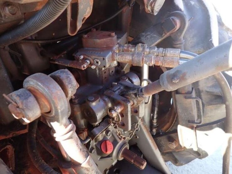 kubota-m7040d-image-44