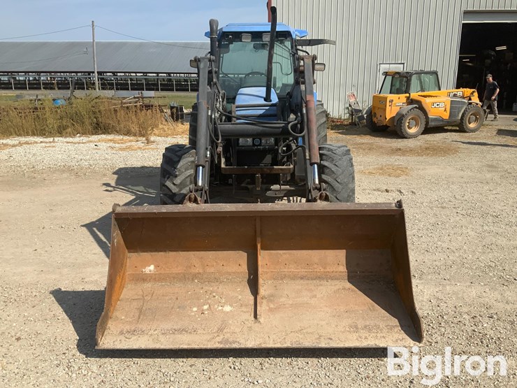 2001-new-holland-ts110-image-2