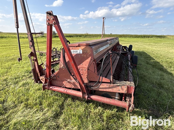 case-ih-6200-image-17