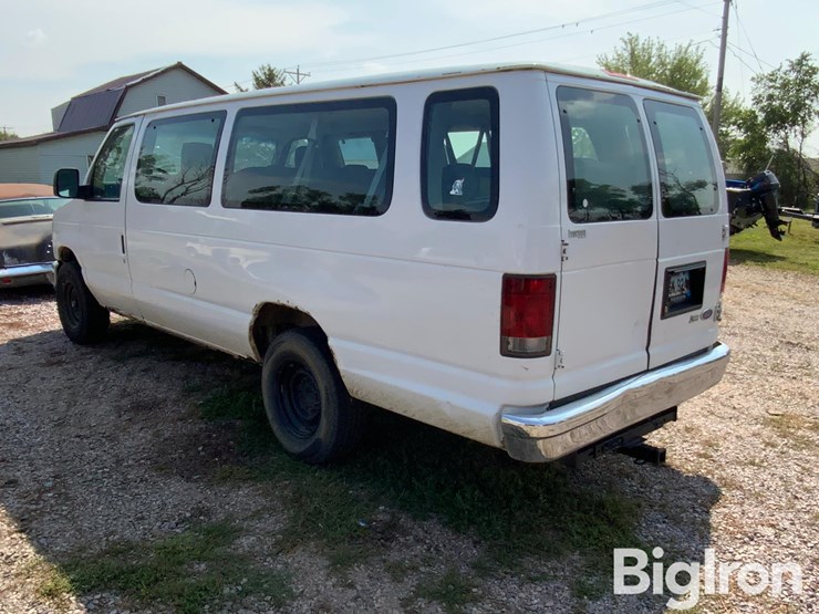 2009-ford-e350-image-7