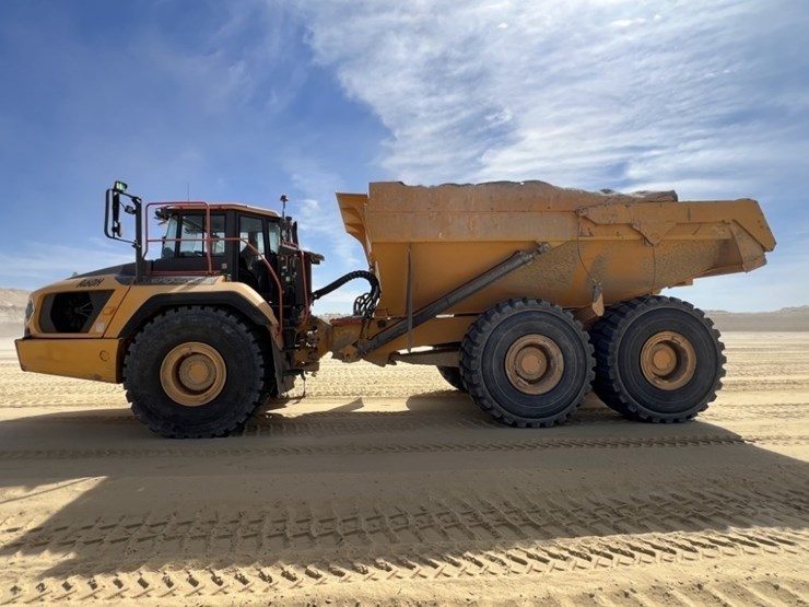 2020-volvo-a60h-image-2