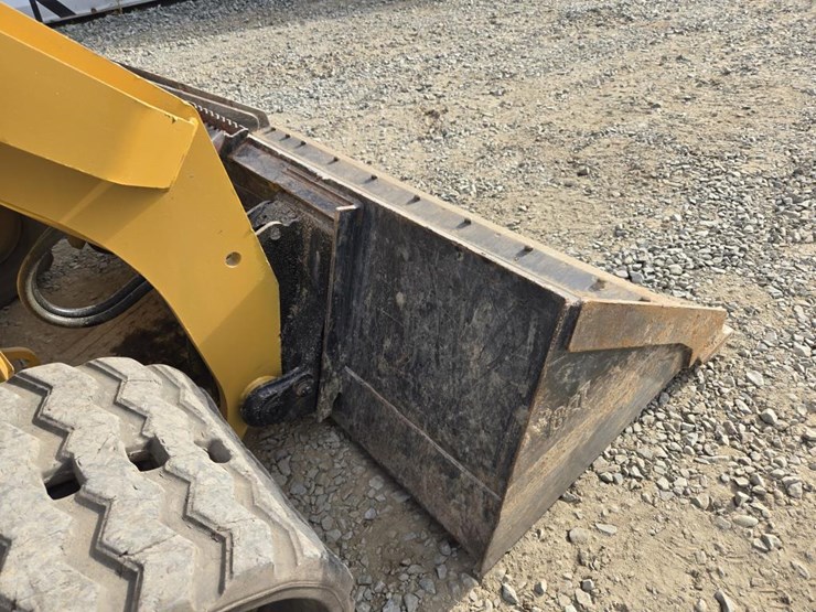 caterpillar-279d-image-12
