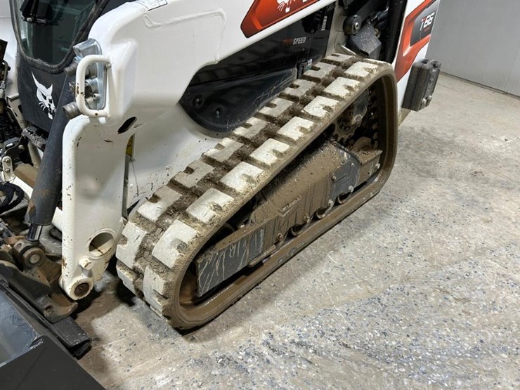 2022-bobcat-t66-image-13