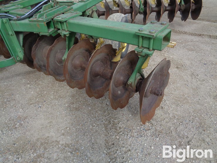 john-deere-1640-image-18