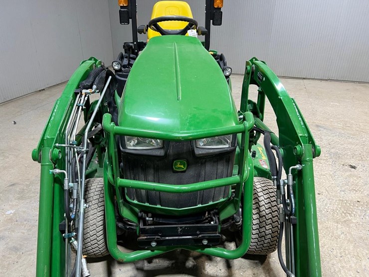 john-deere-1025r-image-12