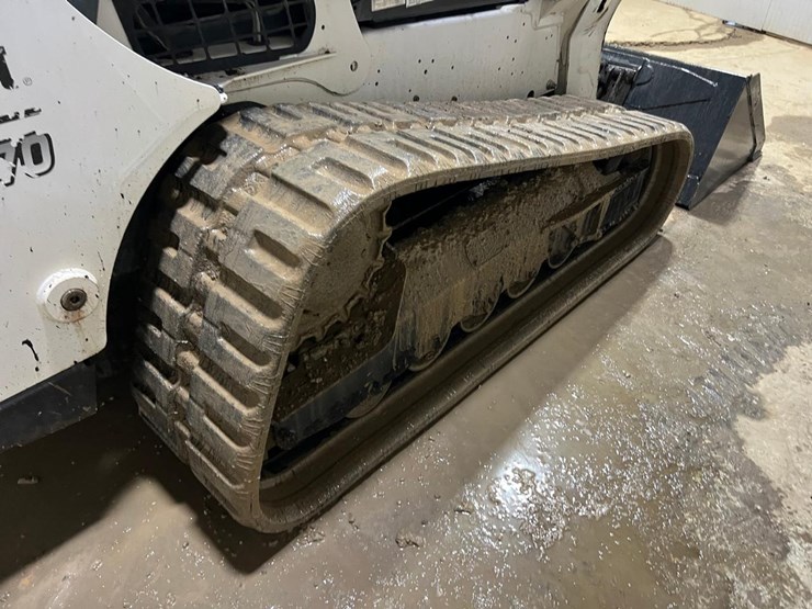 2020-bobcat-t770-image-17