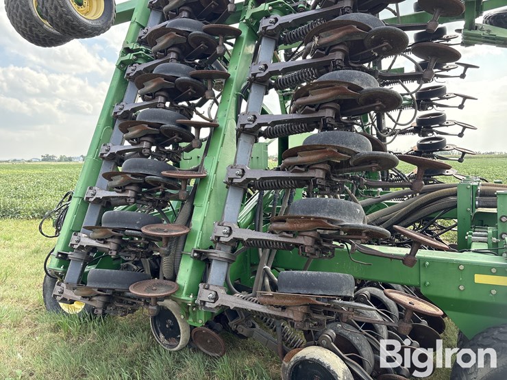 2005-john-deere-1890-image-19