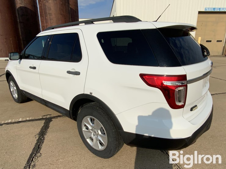 2014-ford-explorer-image-7