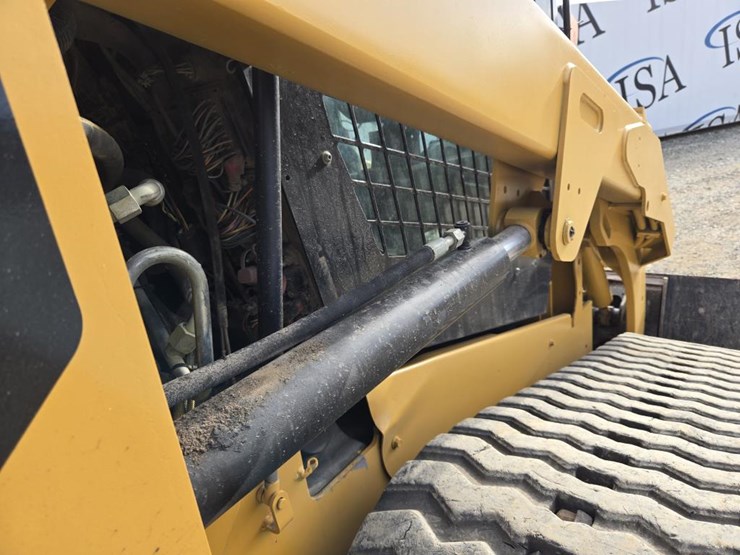 caterpillar-279d-image-24