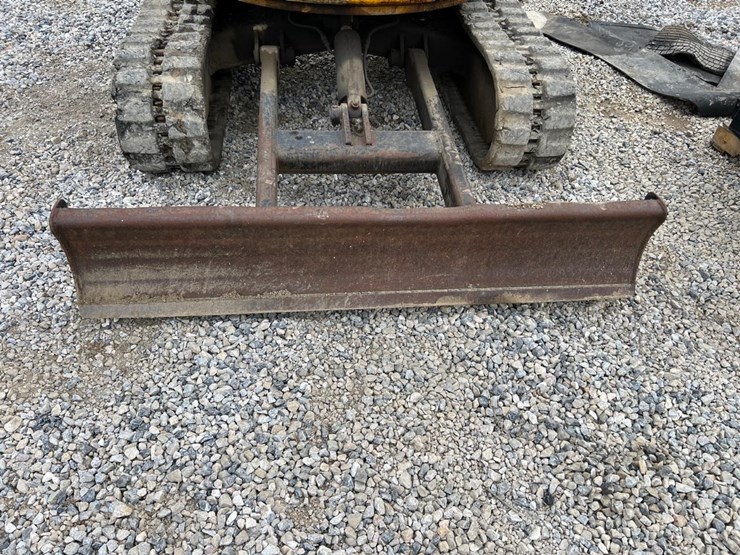 jcb-8032-image-17