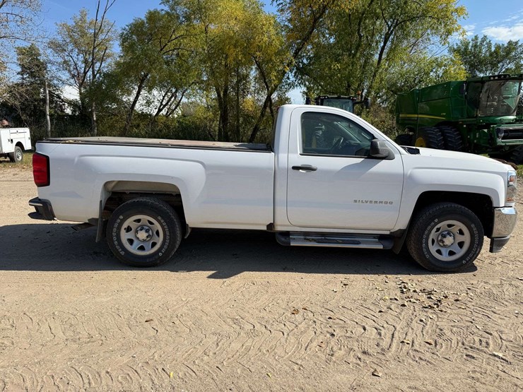 2018-chevrolet-1500-image-6