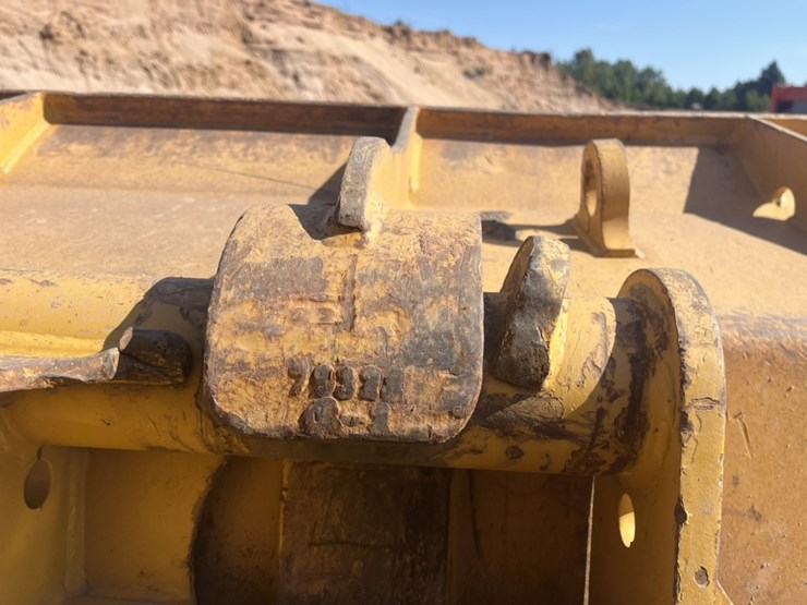 caterpillar-928g-image-13