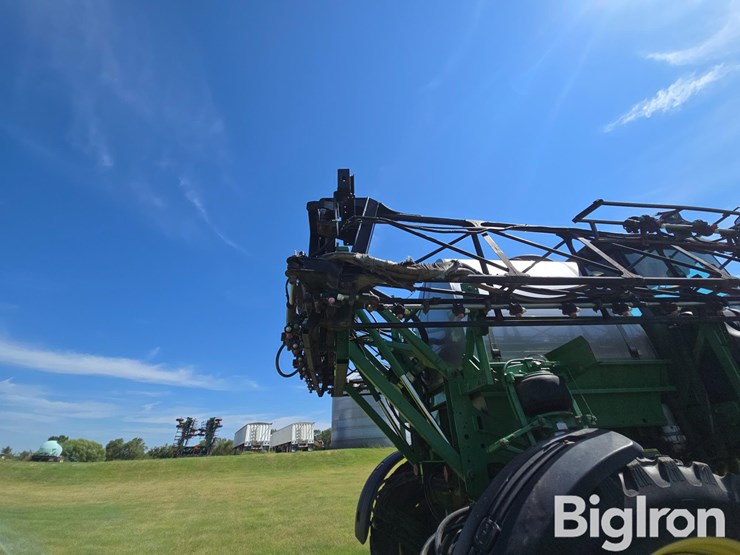 2011-john-deere-4830-image-15