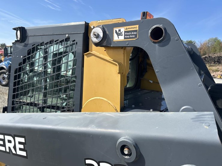 deere-333g-image-37