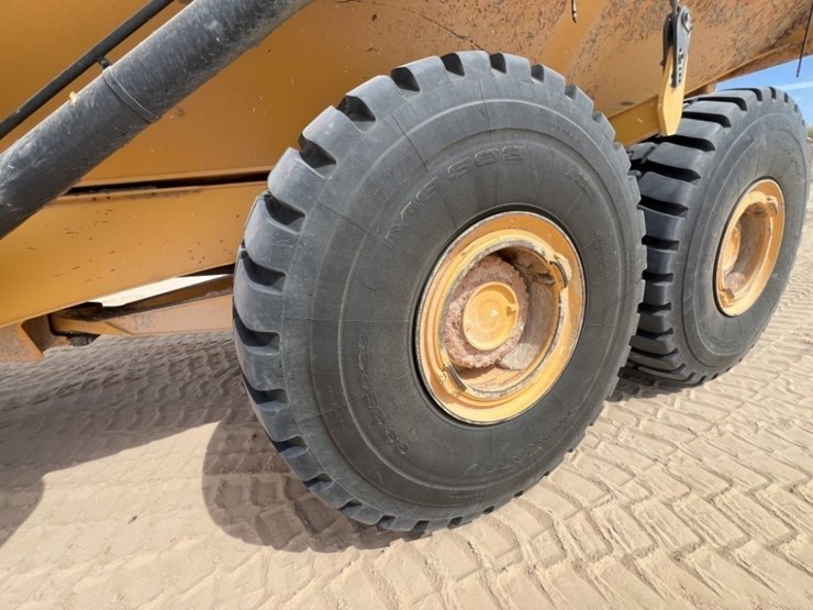 2020-volvo-a60h-image-17