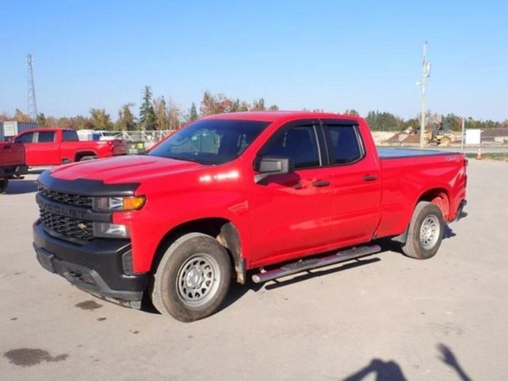 2022-chevrolet-silverado-1500-image-1