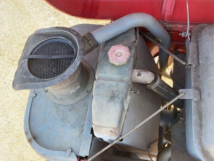 massey-ferguson-65-image-28