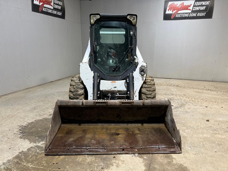 2017-bobcat-s570-image-8