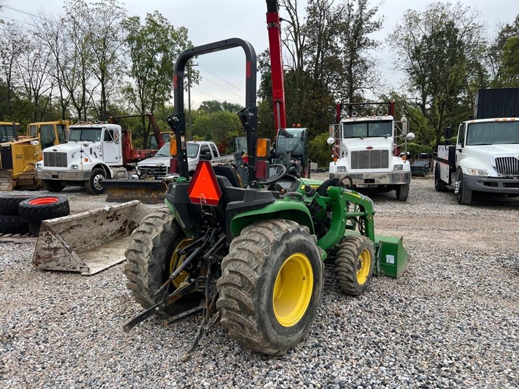 2021-john-deere-3025e-image-5