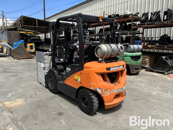 2023-doosan-g25n-7-image-7