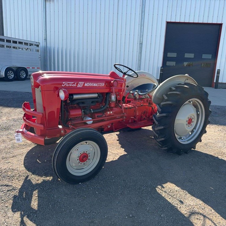 1961 FORD 641