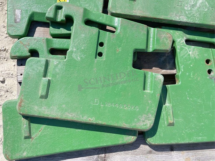 john-deere-110-image-3