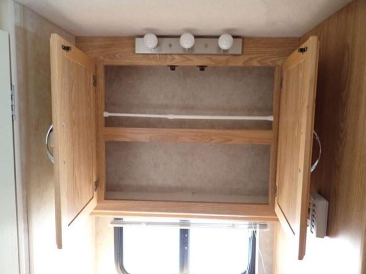 2007-big-foot-30mh26sl-26-ft-s/a-class-c-motorhome-image-52