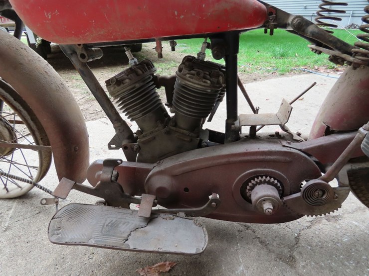 1941-indian-scout-motorcycle-image-13