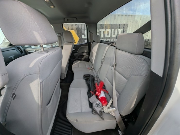 2016-chevrolet-silverado-2500-image-22