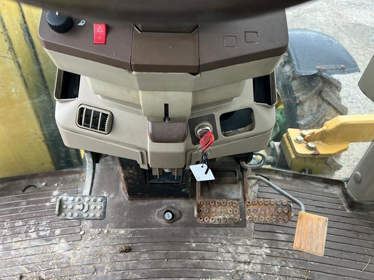 john-deere-6320-image-33