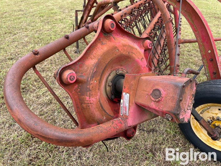 massey-ferguson-86-image-11