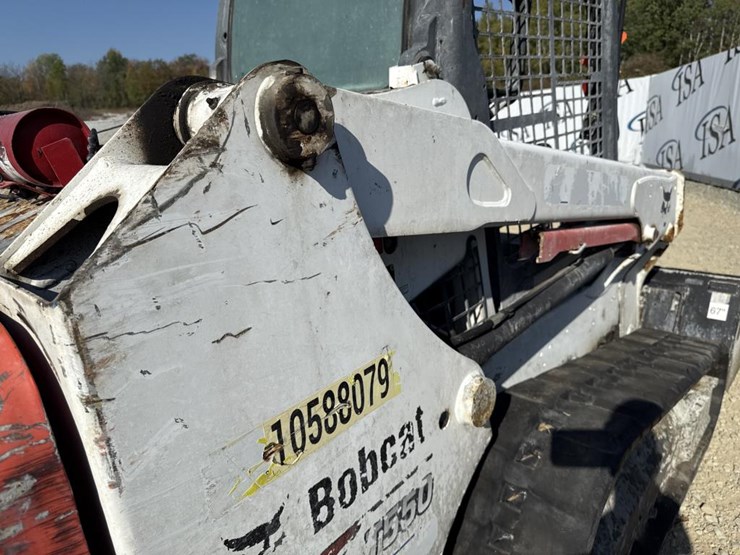 2017-bobcat-t550-image-20