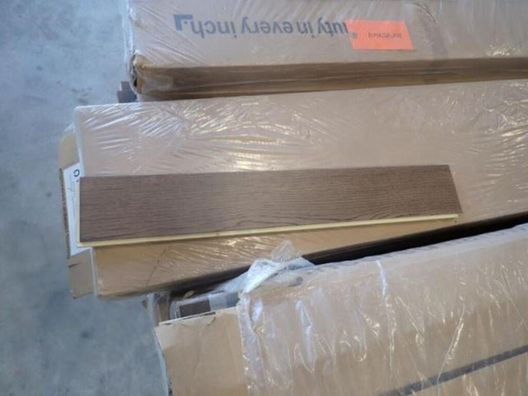 qty-of-(28)-boxes-country-side-willow-hardwood-image-3