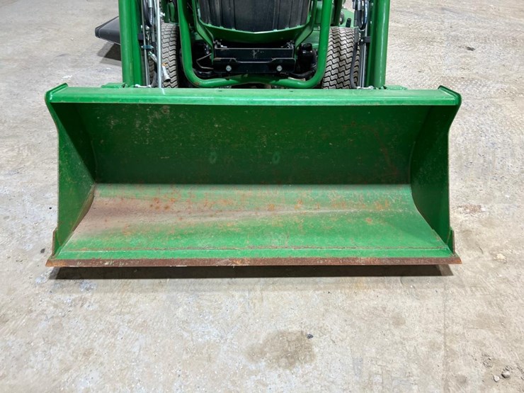 john-deere-1025r-image-9