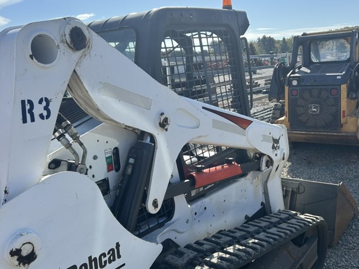 2019-bobcat-t650-image-31