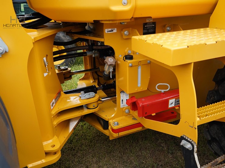 2024-deere-544-image-25